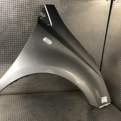 Aile avant droite Nissan NOTE 1.5 dci (2010-2012)