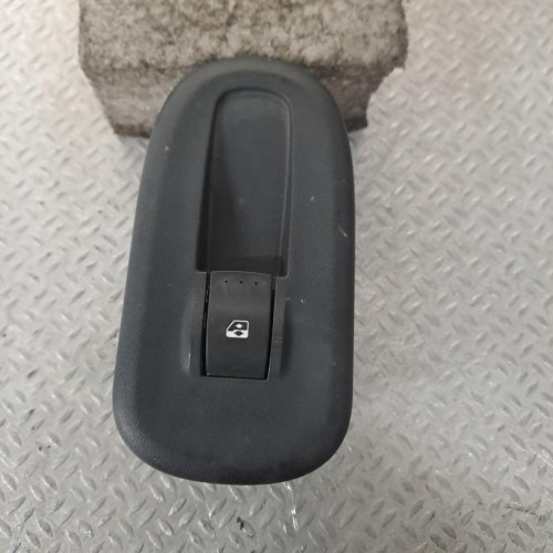 Commande lève-glace porte avant droite Opel MOVANO B Camion plate-forme-Châssis 2.3 cdti fwd (2010)
