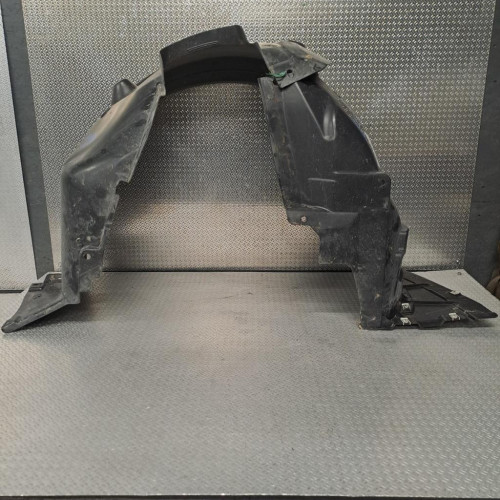 Passage roue avg Bmw 1 118 d (2004-2007) 5 portes
