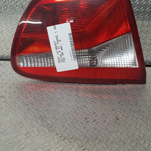 Feu arrière interieur gauche Seat IBIZA IV ST 1.6 tdi (2010-2015)