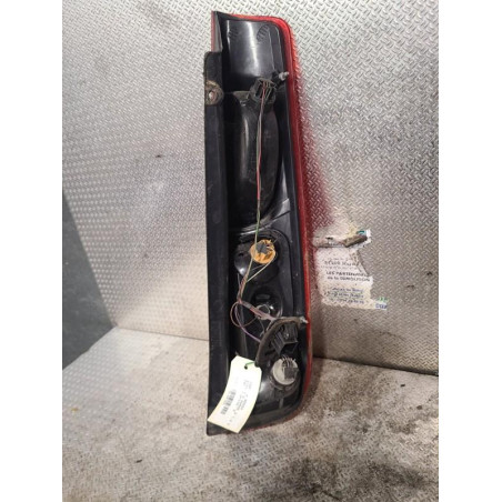 Feu arrière gauche Ford FIESTA V 1.4 tdci (2001-2008) 5 portes