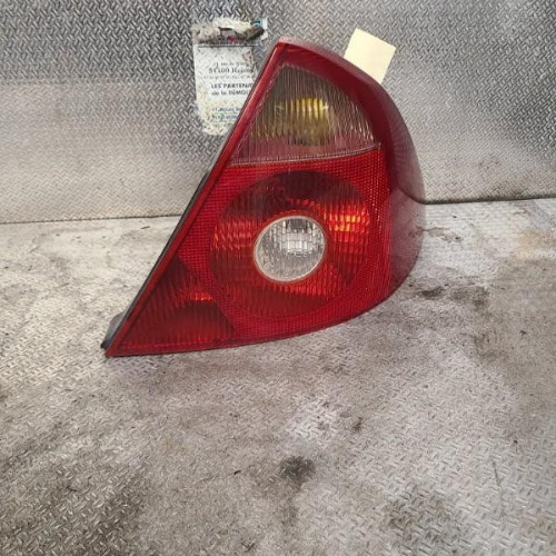 Feu arrière droit Ford MONDEO III 2.0 16v tddi - tdci (2000-2007) 5 portes